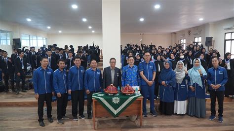 Fakultas Ekonomi dan Bisnis Unismuh Makassar Yudisium 125 Orang Sarjana Baru - Berita ...