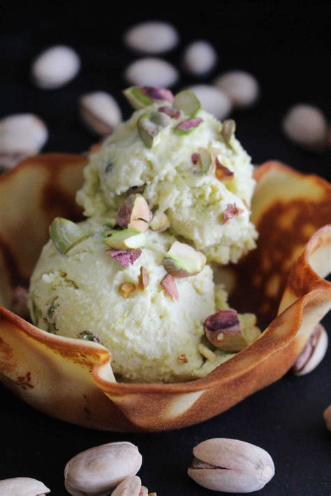 Homemade No Churn Pistachio Ice Cream - DomesticAdventurer