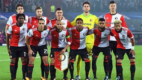 VIDEO: Feyenoord Pair Have to be Separated by Teammates After Coming to ...