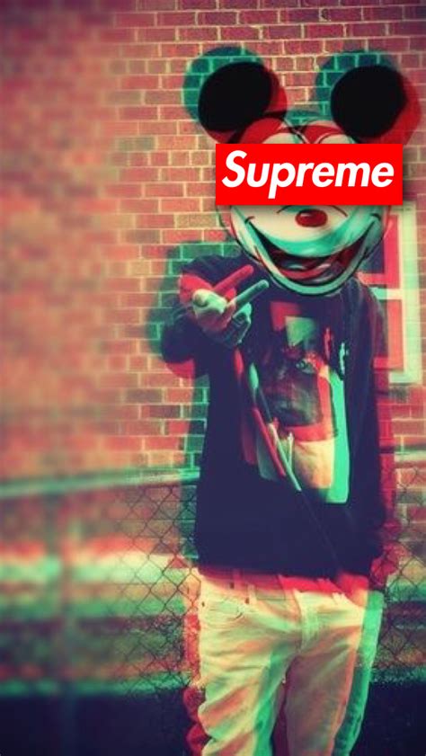 Supreme Street Wear Wallpaper