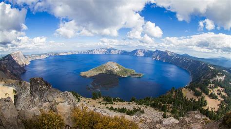 The 12 Most Beautiful Mountain Lakes in the United States