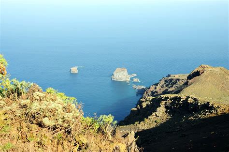 El Hierro Island Travel Guide | Things To See In El Hierro Island - Sightseeings & Interesting ...