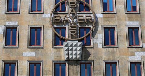 Bayer's agriculture unit, consumer health drive outlook hike | Reuters