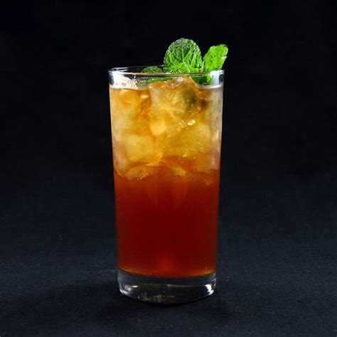 12 Delicious Dark Rum Cocktails - The Kitchen Community