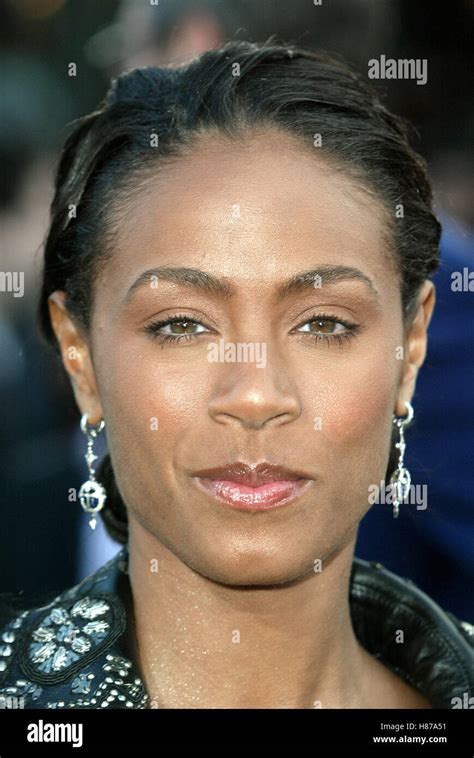 Jada pinkett smith matrix hi-res stock photography and images - Alamy