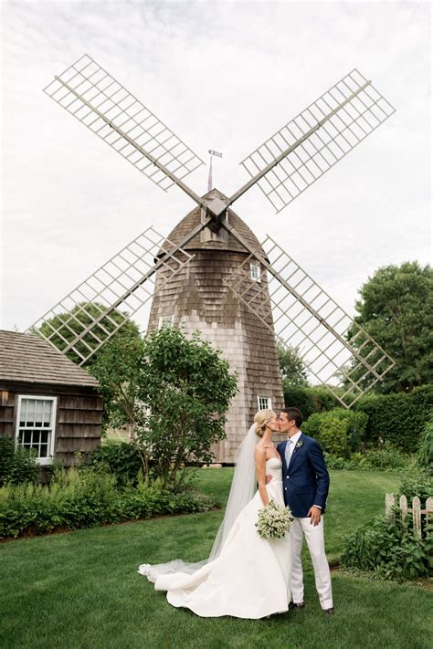 20 Beautiful Beach Wedding Venues to Book in the U.S. | Hamptons wedding, Outdoor beach wedding ...