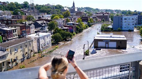 Philadelphia Flooded After Ida Moves Through - The New York Times