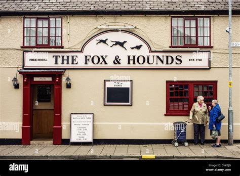 The Fox and Hounds pub in Syston, Leicestershire Stock Photo - Alamy