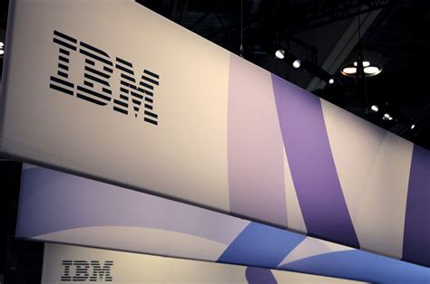 IBM says quantum chip could beat standard chips in two years | Daily Sabah