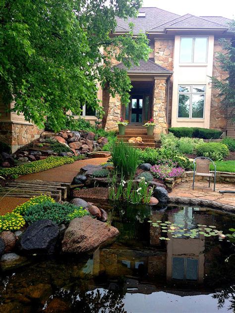 Front Yard Water Feature | Hometalk