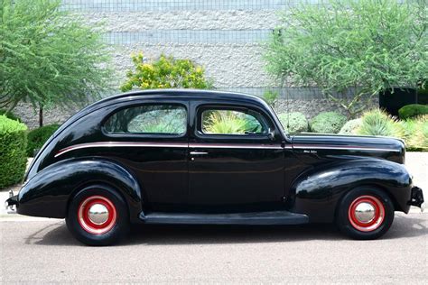 1940 FORD DELUXE CUSTOM 2 DOOR SEDAN - Side Profile - 177487