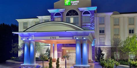 Phenix, AL Hotel near Fort Benning | Holiday Inn Express & Suites ...