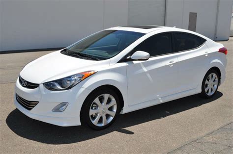 2013 Hyundai Elantra Limited White