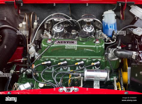 1966 Austin Mini Cooper S Car engine. Classic british car Stock Photo - Alamy