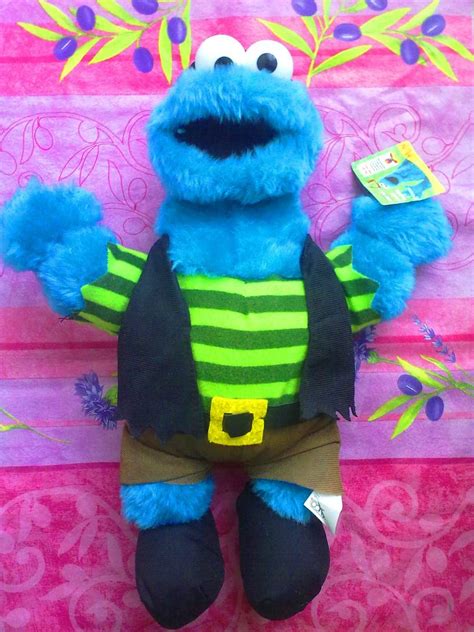 Come Galletas Peluche Vestido De Pirata De Plaza Sesamo - $ 210.00 en Mercado Libre