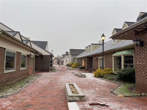 Farewell, Liberty Village: Nation’s oldest outlet mall is a ‘ghost town’ in final shopping days ...