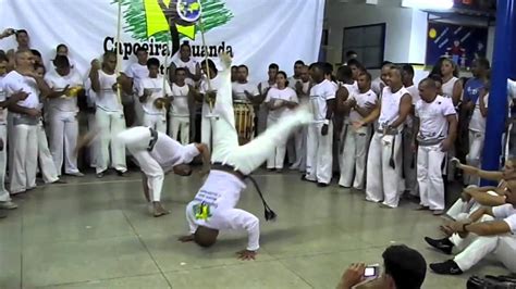 Capoeira Luanda - YouTube