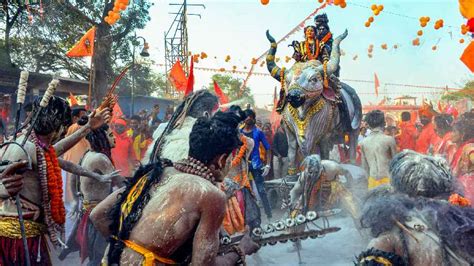 Ram Navami celebrations marred by death of 11 devotees in MP, clashes ...