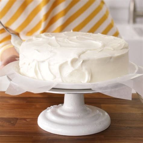 13 Cake Frosting Tips That Will Definitely Come in Handy | Taste of Home