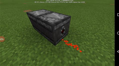 Most compact redstone clock - YouTube