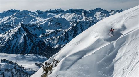 Skiing in Baqueira – The Beret Ski Area – The Dog That Bit Me