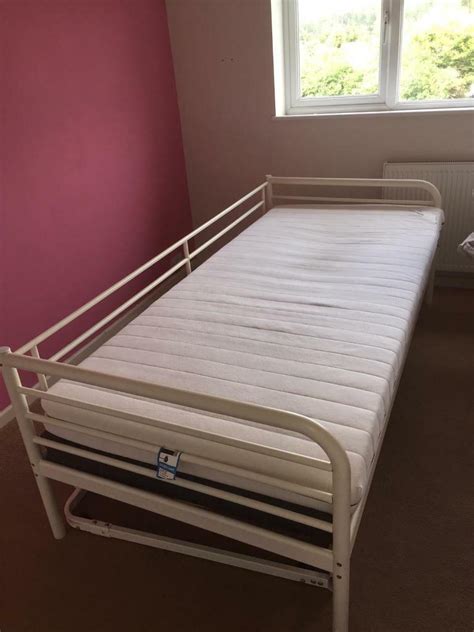 White Ikea Trundle bed Free | in Oxford, Oxfordshire | Gumtree