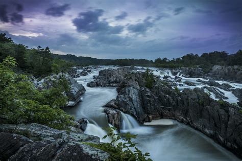 12 Best Waterfall Hikes in Virginia That Are Worth Your Time