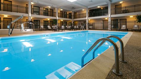 Best Western Harvest Inn & Suites Grand Forks, ND - See Discounts