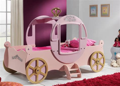 pink-princess-car-shaped-bed