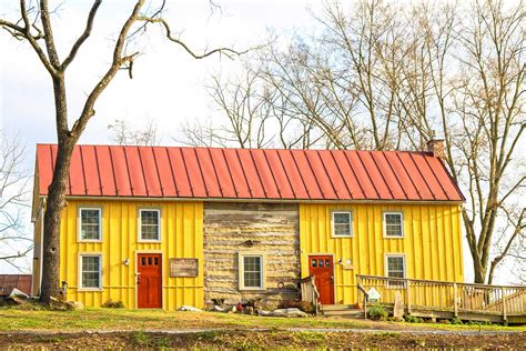 Historic log cabin building in Charles Town, WV