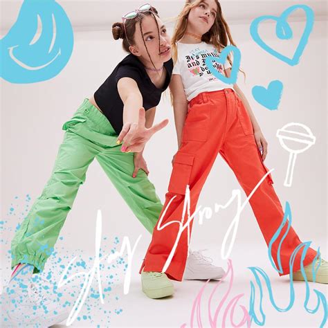 Trending: Y2K Style and Trendy Clothes For Teenagers | Penneys