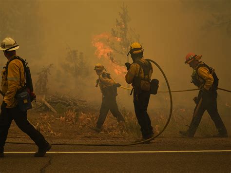 California Fire Surges Toward Lake Tahoe After Mass Evacuation : NPR