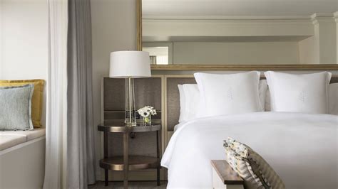 Luxury Hotel Rooms & Suites | Four Seasons at San Domenico Palace