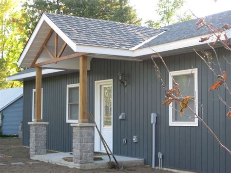 for old kamloops road mobile | Mobile home exteriors, House siding, House exterior