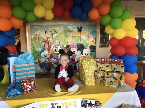 Mickey mouse clubhouse theme/ colors 2nd Birthday Parties, Bday, Mickey Mouse Clubhouse, Club ...