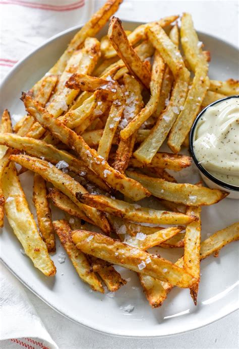 Air Fryer Garlic Parmesan Fries - JZ Eats