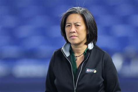 Kim Ng, MLB’s first female GM, leaving Marlins