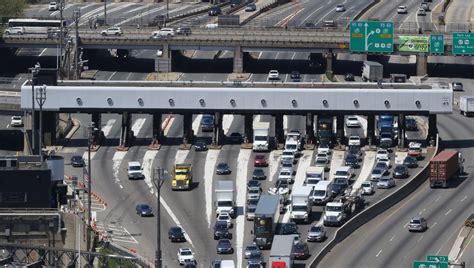 Cash toll collection returns to GW Bridge, Lincoln Tunnel on Monday