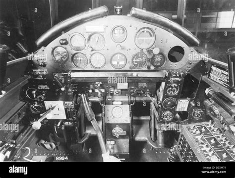 Grumman XTBF-1 "Avenger" cockpit instrument panel Stock Photo - Alamy