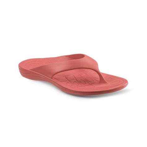 Best Bunion Shoes and Sandals for 2022 Guide | Luckyfeetshoes.com