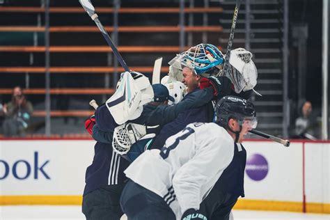 Seattle Kraken on Twitter: "let’s just say that the goalies were v ...