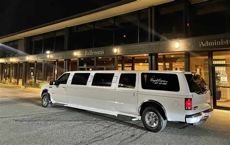 Executive SUV Limousine - Luxury white, 10 passengers stretch limo