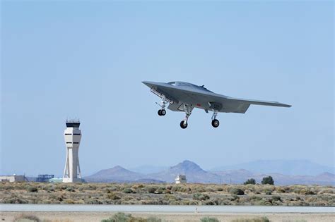 X-47B unmanned aircraft completes first major phase of flight-testing