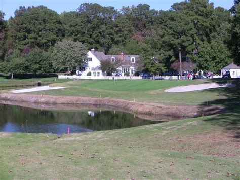 Golfing Vacations in Williamsburg Virginia: Ford Colony - My Best Golf Deal Yet in Williamsburg