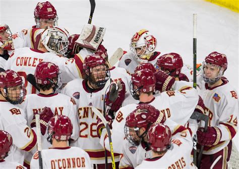 No. 2 ranked Denver Pioneers hold on to knock No. 1 Minnesota-Duluth