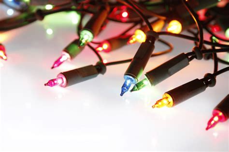 How to Hang Holiday Lights Using Christmas Light Clips