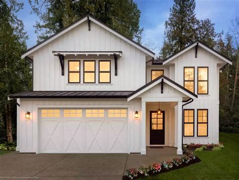 Awesome White Modern Farmhouse Garage Doors - GARAGE GUIDES