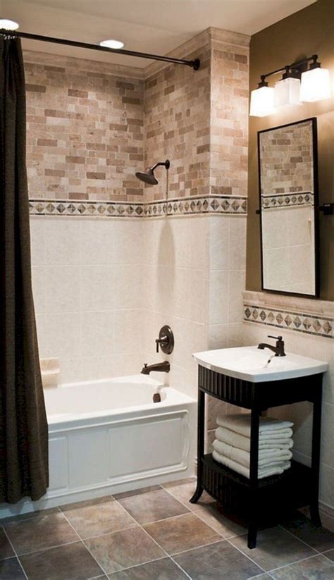 Small Bathroom Ideas With Tiles: Make The Most Of Your Space – DECOOMO