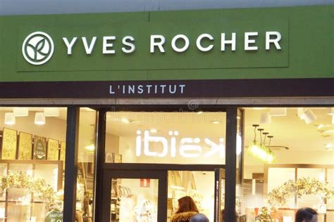 Yves Rocher France company editorial image. Image of store - 115971750