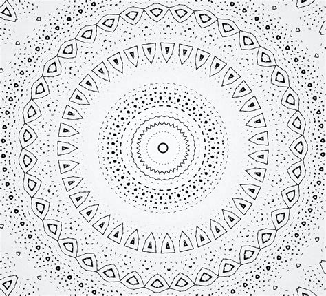 Minimal Mudcloth Boho Mandala Wallpaper | Happywall